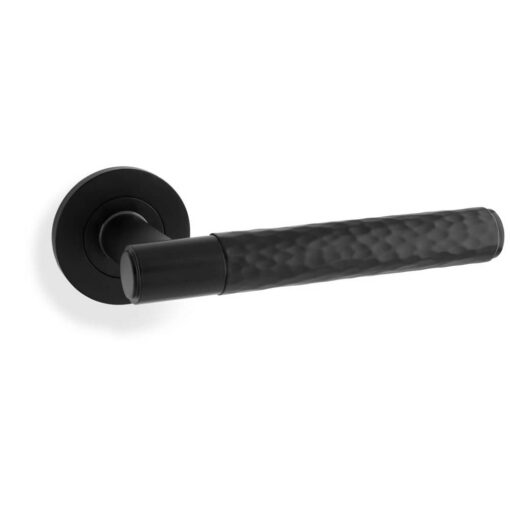 Alexander & Wilks AW223BL, Hammered Spitfire Lever Handle in Black.